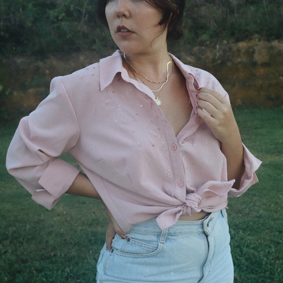 Pink button down with embroidery & sequins - Picture 3 of 6